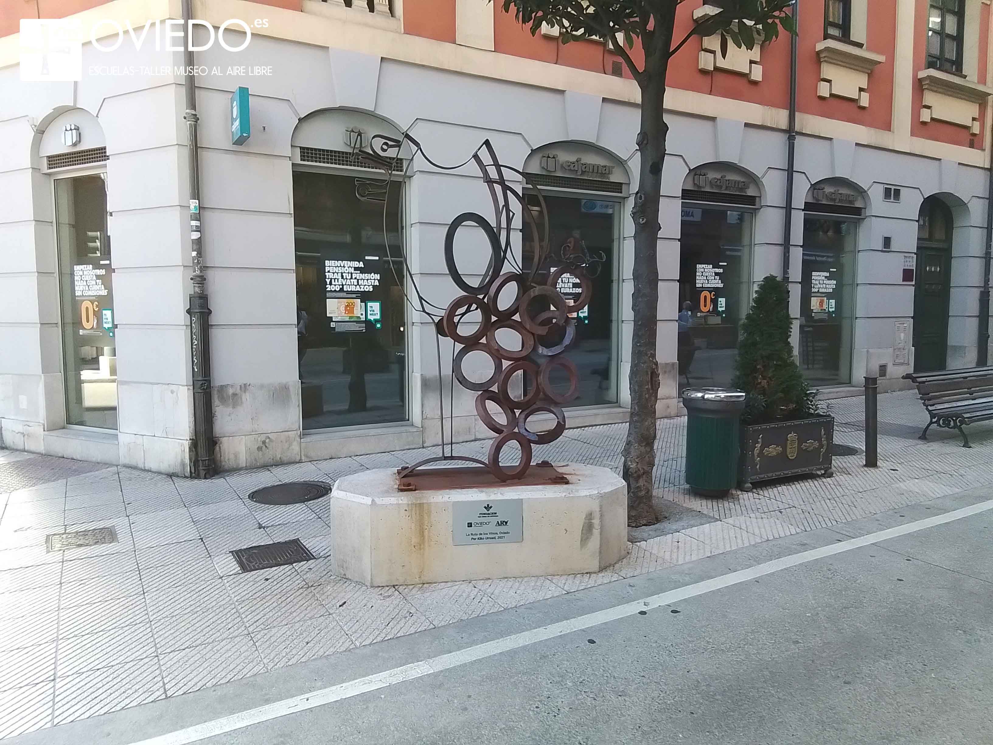 escultura completa ruta de los vinos
